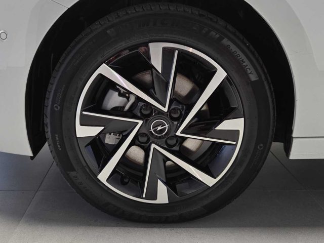 OPEL Corsa usata, con Climatizzatore