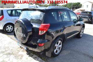 TOYOTA RAV 4 usata, con Alzacristalli elettrici