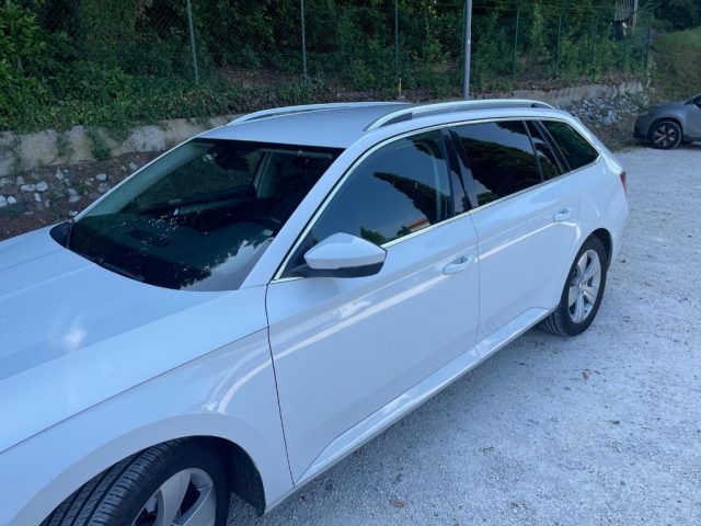 SKODA Superb usata, con ABS