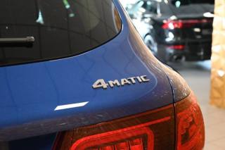 MERCEDES-BENZ GLC 300 usata 19
