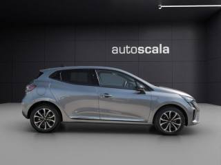 RENAULT Clio usata, con Boardcomputer