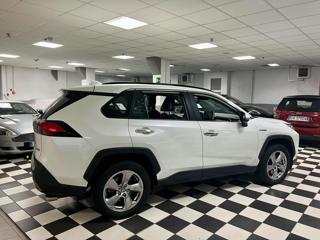 TOYOTA RAV 4 MY23 usata, con Autoradio