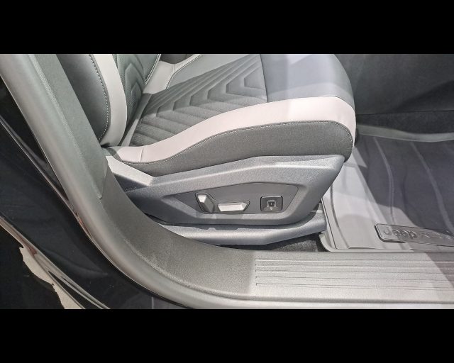 JEEP Compass usata 22