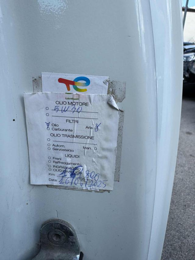 OPEL Corsa usata, con Sedile posteriore sdoppiato