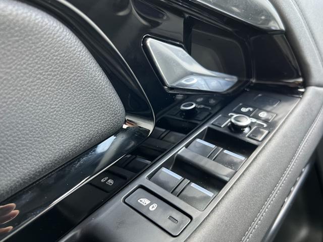 LAND ROVER Range Rover Evoque usata, con Sedile posteriore sdoppiato