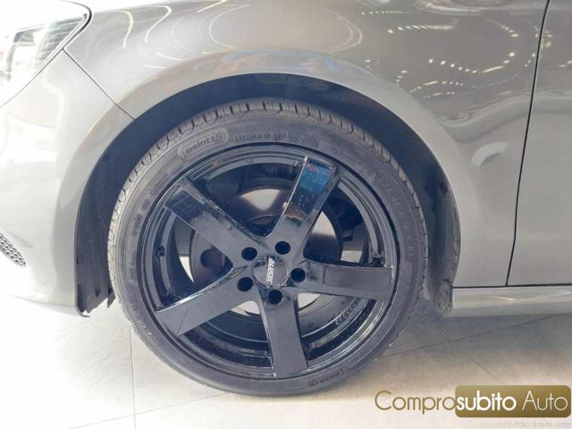 MERCEDES-BENZ CLA 180 usata 20