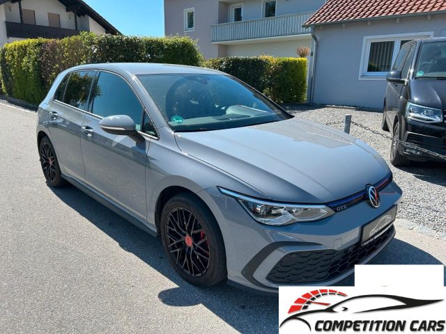 VOLKSWAGEN Golf usata, con Airbag