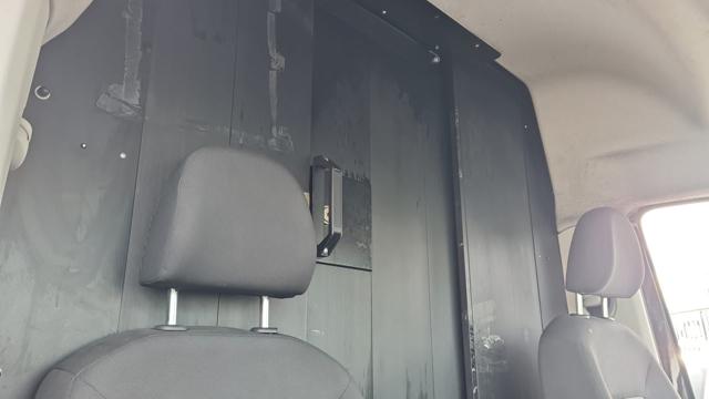 VOLKSWAGEN Crafter usata, con Servosterzo