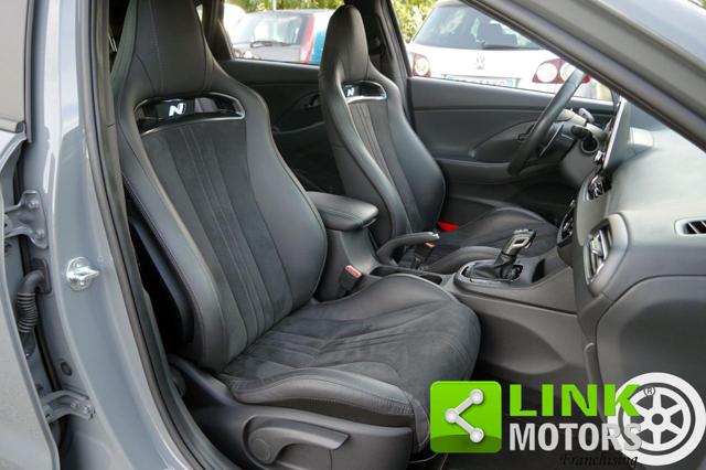 HYUNDAI i30 usata, con Park Distance Control