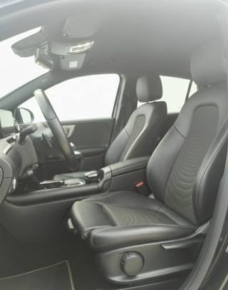 MERCEDES-BENZ GLA 250 usata, con Climatizzatore