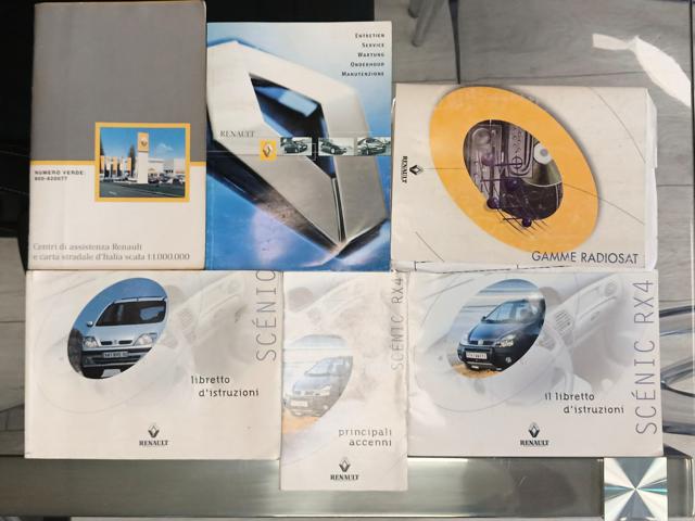 RENAULT Megane usata, con Specchietti laterali elettrici