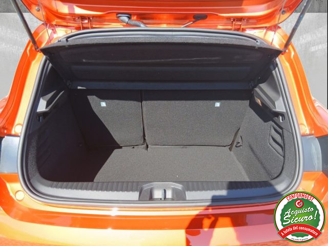 RENAULT Clio usata, con Specchietti laterali elettrici