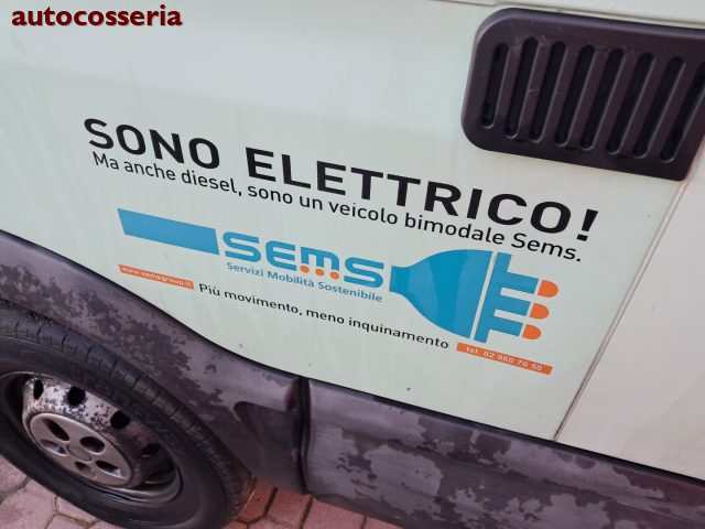 IVECO Daily usata, con Autoradio