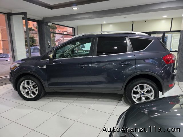 FORD Kuga usata, con Boardcomputer