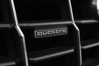 AUDI Q8 usata, con Sistema di avviso di distanza