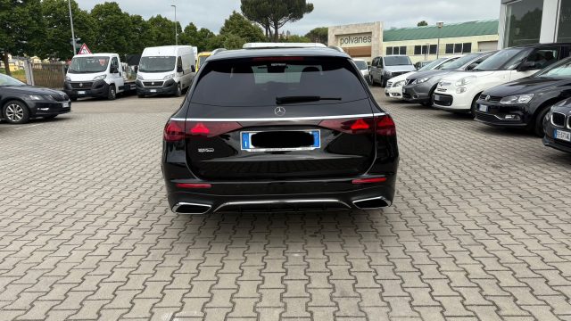 MERCEDES-BENZ E 220 usata, con Alzacristalli elettrici