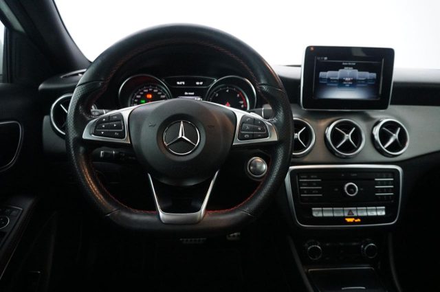 MERCEDES-BENZ GLA 200 usata, con Chiusura centralizzata