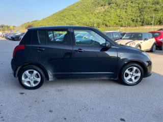 SUZUKI Swift usata, con Climatizzatore