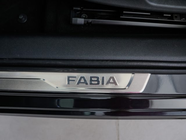 SKODA Fabia usata, con Touch screen