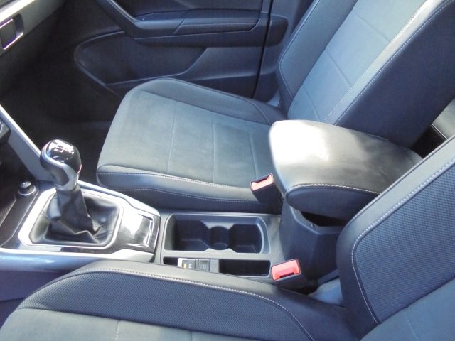 VOLKSWAGEN T-Roc usata 28
