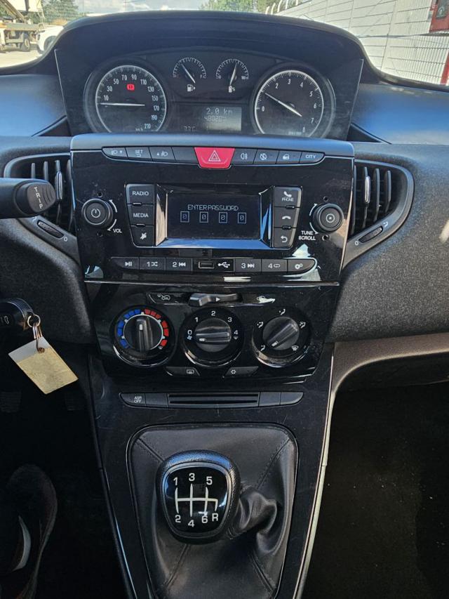 LANCIA Ypsilon usata, con Airbag testa