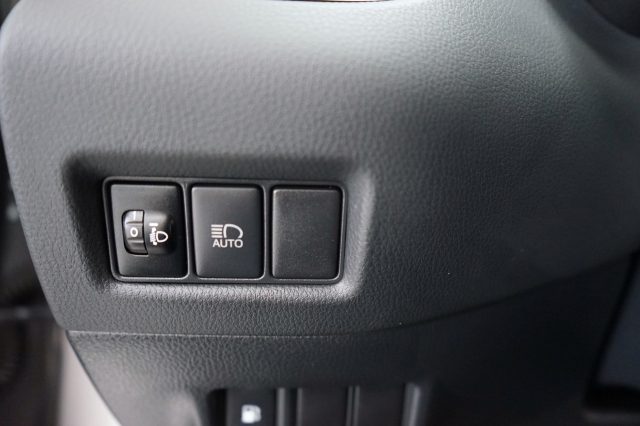 TOYOTA C-HR usata 32