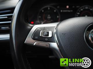 VOLKSWAGEN Touareg usata 39