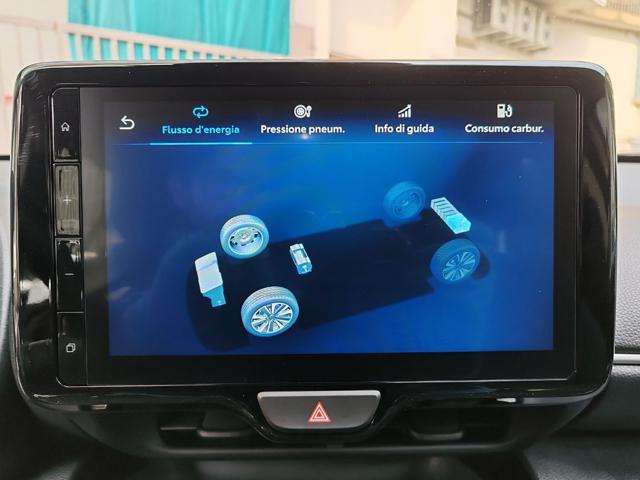 TOYOTA Yaris Cross usata, con Controllo automatico clima