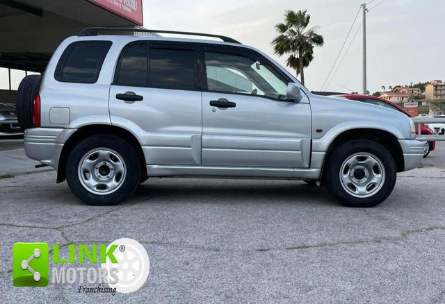 SUZUKI Grand Vitara usata, con Fendinebbia