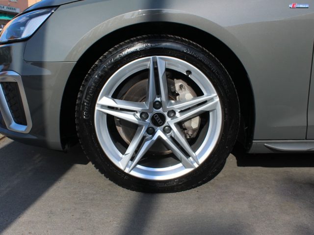 AUDI A4 usata, con Airbag Passeggero