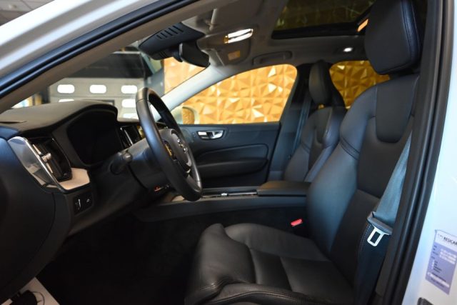 VOLVO XC60 usata 23