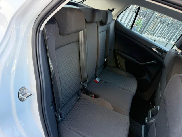 VOLKSWAGEN T-Cross usata 23