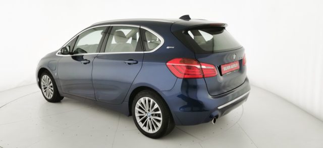 BMW 225 usata, con Isofix