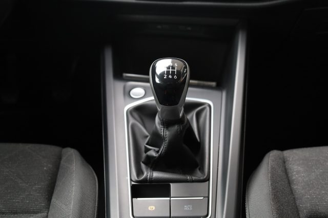 VOLKSWAGEN Golf usata, con Volante multifunzione