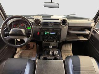 LAND ROVER Defender usata 14
