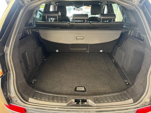 LAND ROVER Discovery Sport usata, con Sedile posteriore sdoppiato