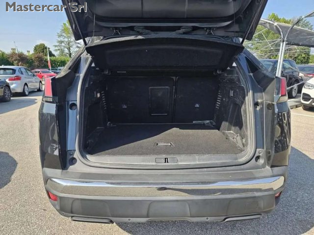 PEUGEOT 3008 usata, con Fendinebbia