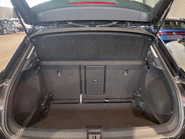 VOLKSWAGEN T-Roc usata, con Cruise Control