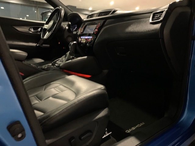 NISSAN Qashqai usata, con Lettore CD
