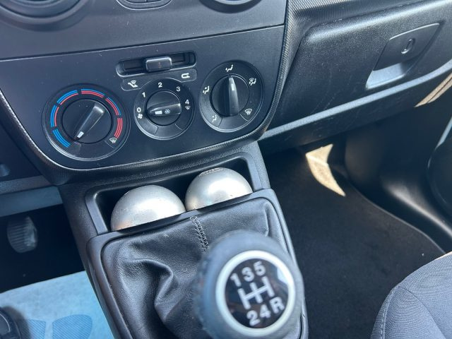 FIAT Fiorino usata, con USB