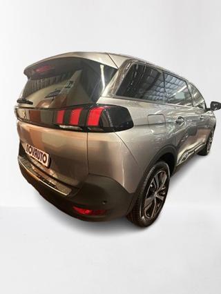 PEUGEOT 5008 usata, con Alzacristalli elettrici