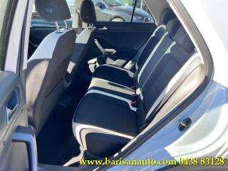 VOLKSWAGEN T-Roc usata, con Autoradio