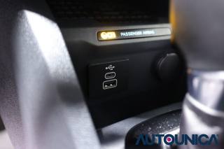 FORD Tourneo Courier usata, con Isofix