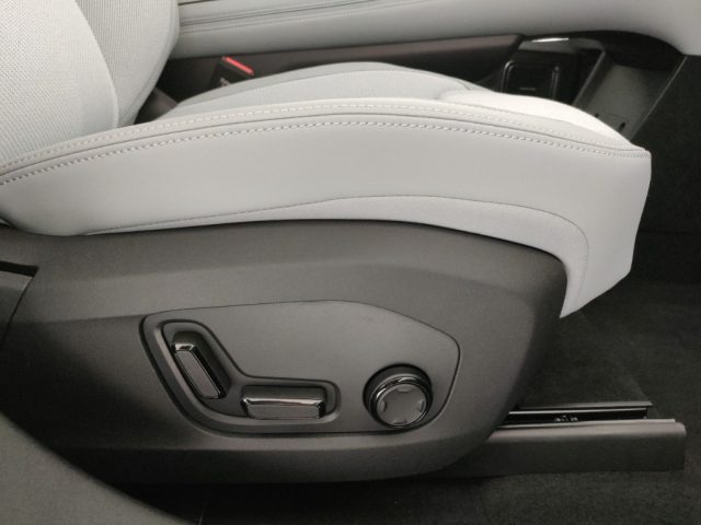 POLESTAR Polestar 4 usata, con Portellone posteriore elettrico