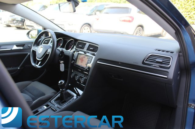 VOLKSWAGEN Golf usata, con Bracciolo