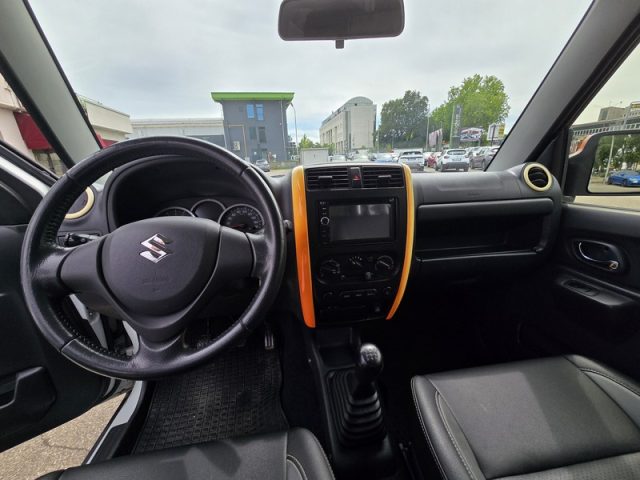 SUZUKI Jimny usata, con Interni in pelle
