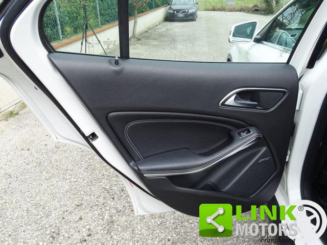 MERCEDES-BENZ GLA 180 usata, con Controllo vocale
