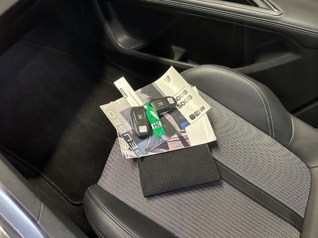 PEUGEOT 5008 usata, con USB