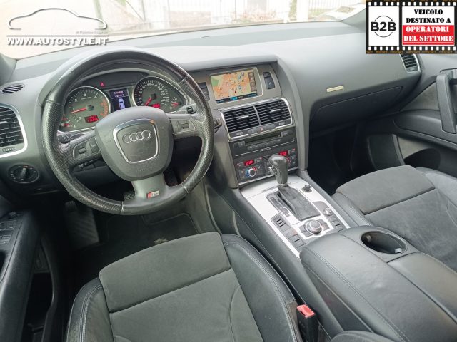 AUDI Q7 usata, con Hill holder