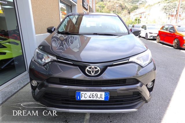 TOYOTA RAV 4 MY23 usata, con Cerchi in lega